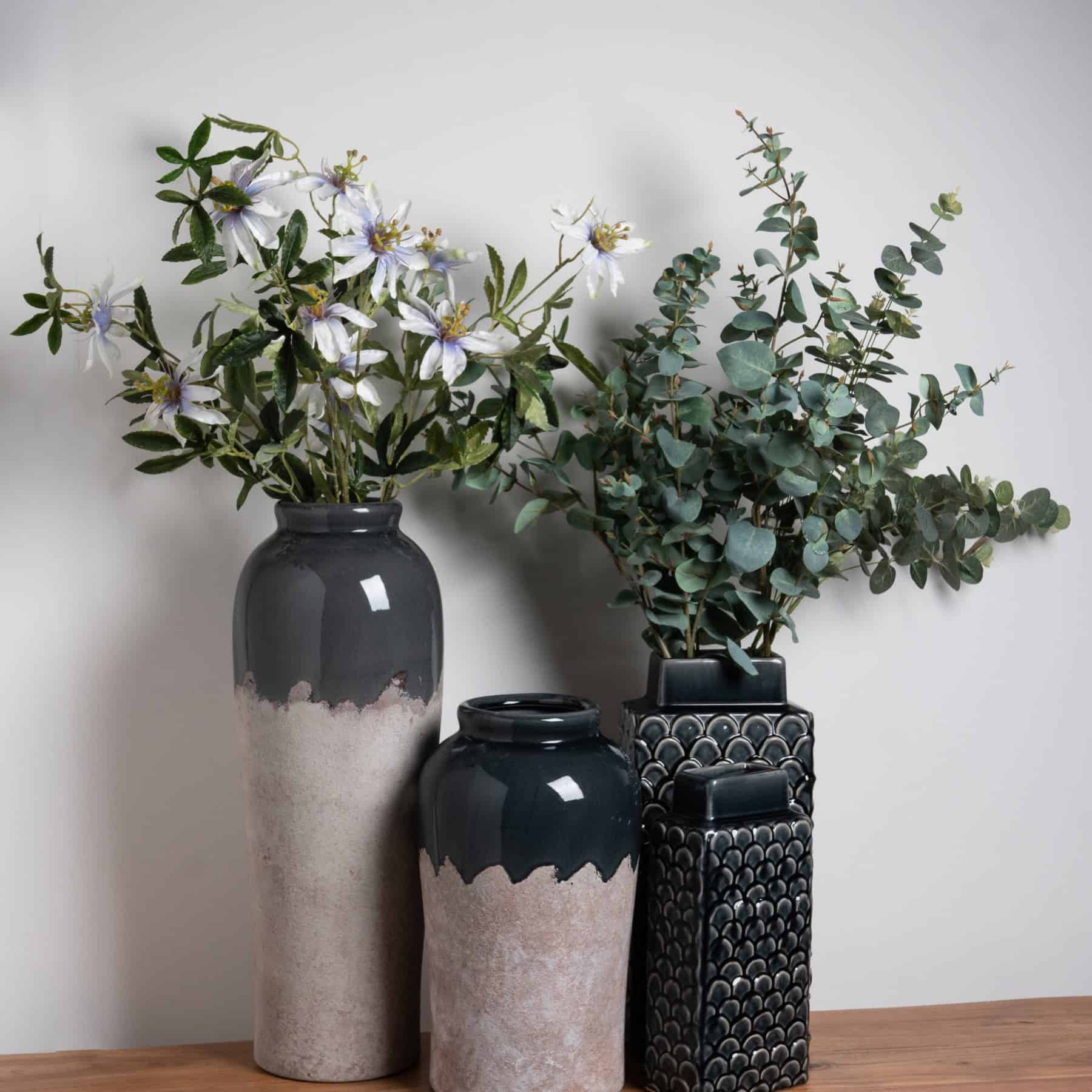 Medium Conran Vase – Material: Ceramic