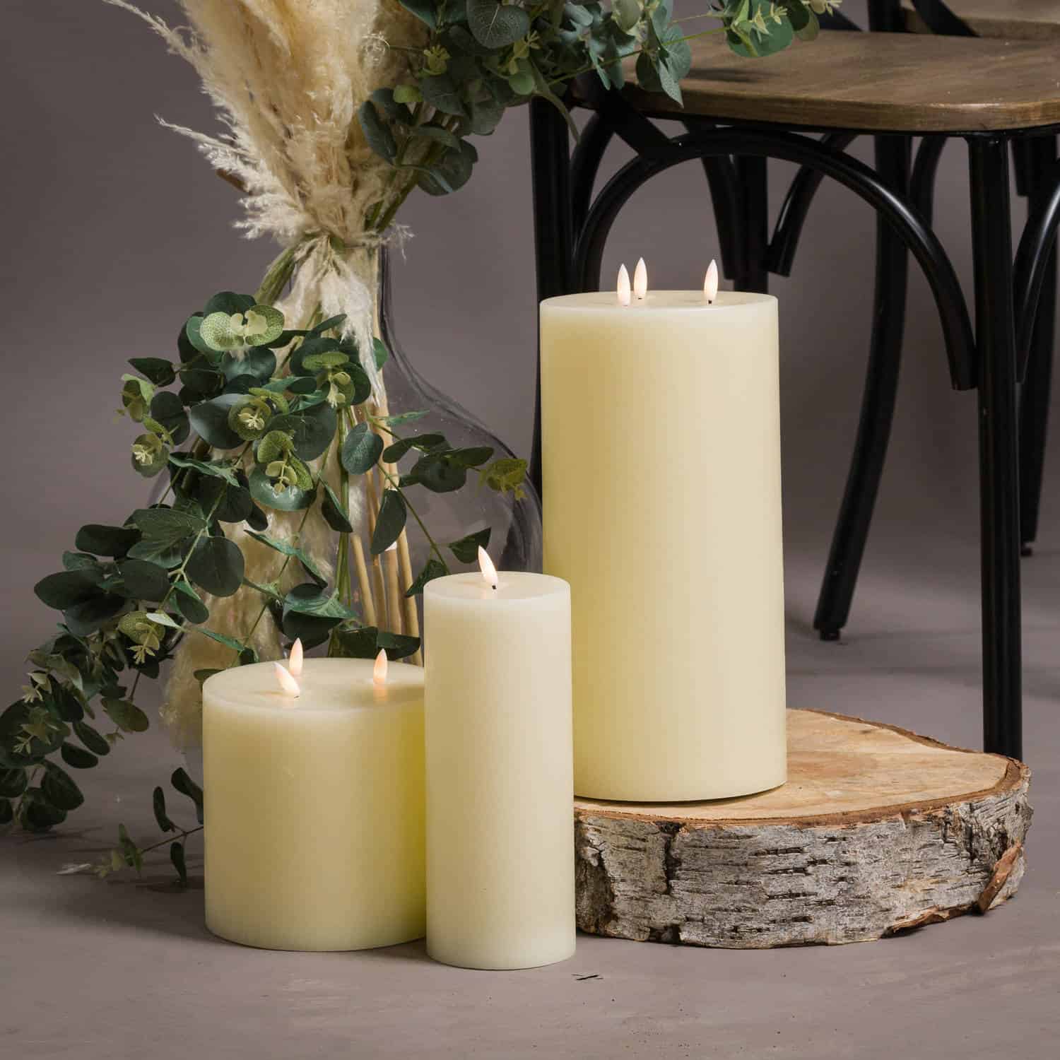 Luxe Collection Natural Glow 6 x 6 LED Ivory Candle – Additional view 2