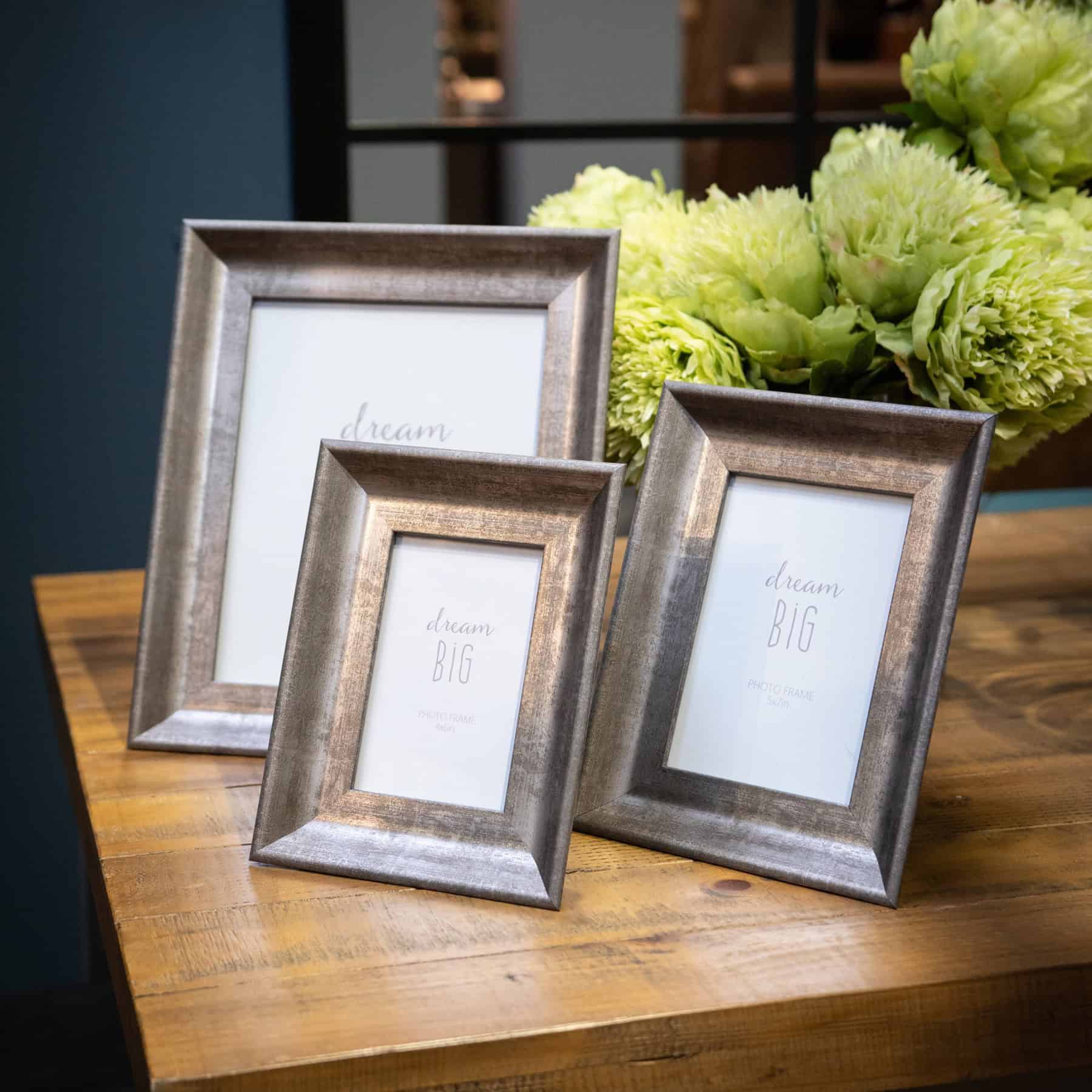Convex Matt Silver 8X10 Frame – Picture Frames