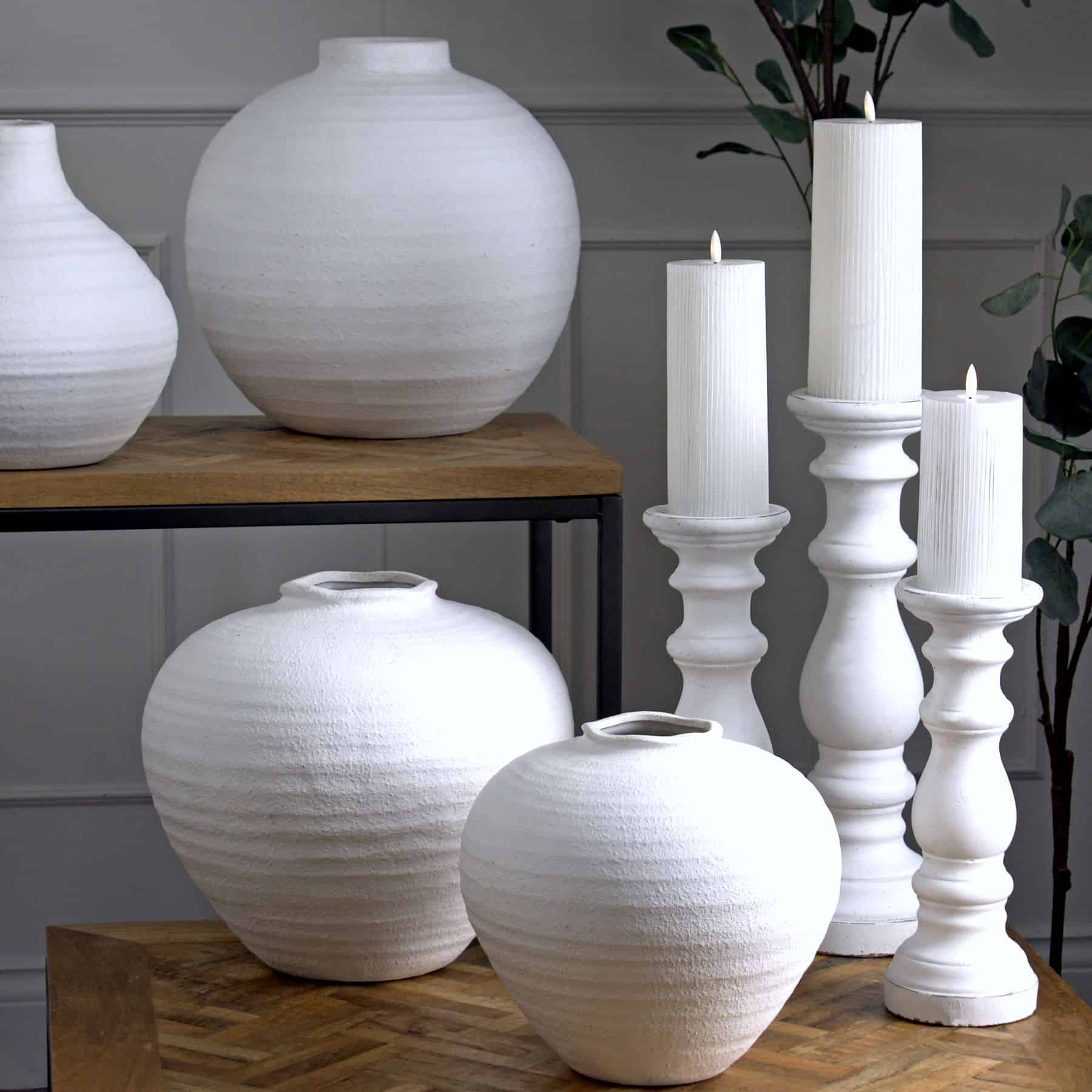 Matt White Small Ceramic Column Candle Holder – Additional view
