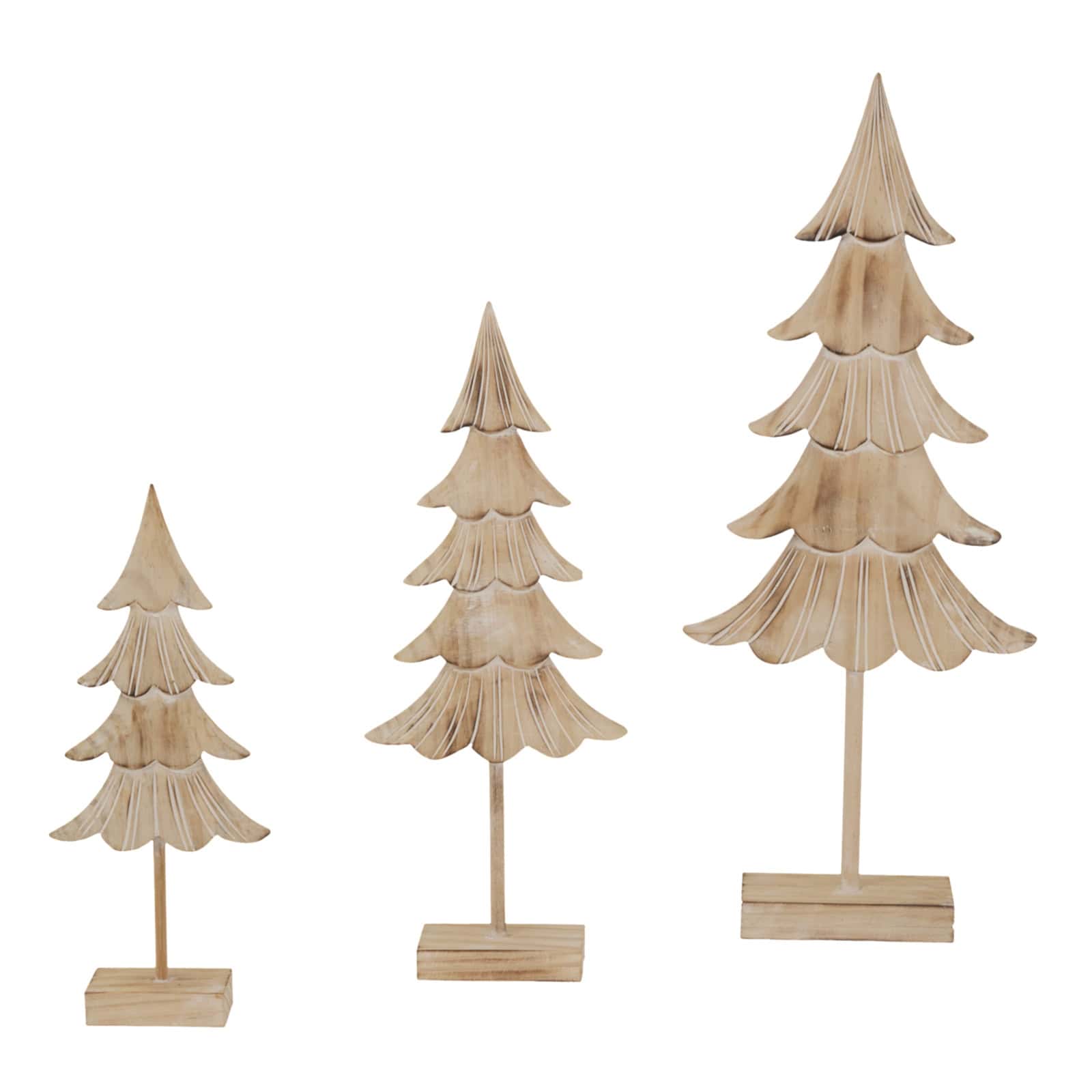 Medium Rustic Fir Tree On Stand – Material: Wood