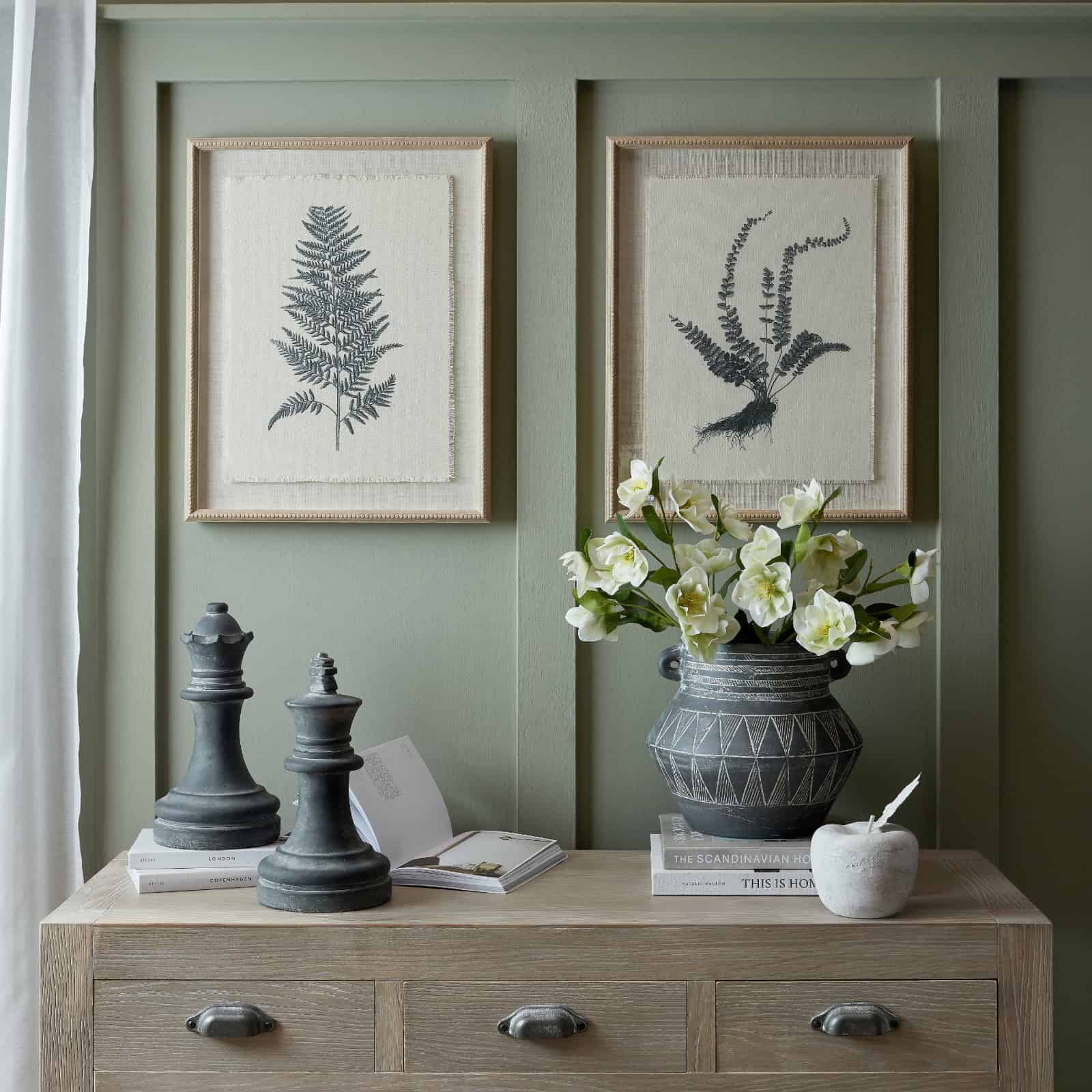 Flora & Fauna Collection Spleenwort On Linen In Beaded Frame – Wall Art