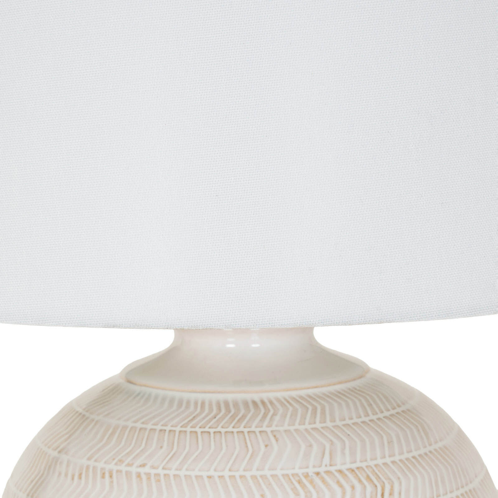 Chevronne Ceramic Table Lamp With Linen Shade – Additional view
